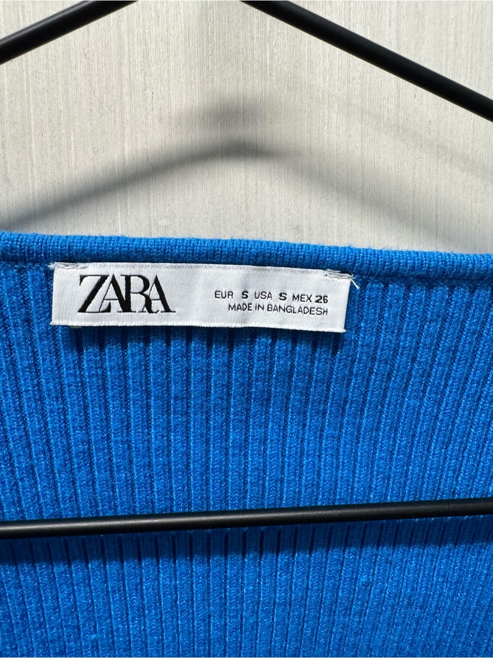 Zara Ribbed Cropped Sweater - Picture 3 of 4